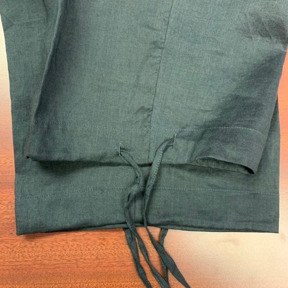 Mecca Gold  Black Capri - Picture 7 of 7